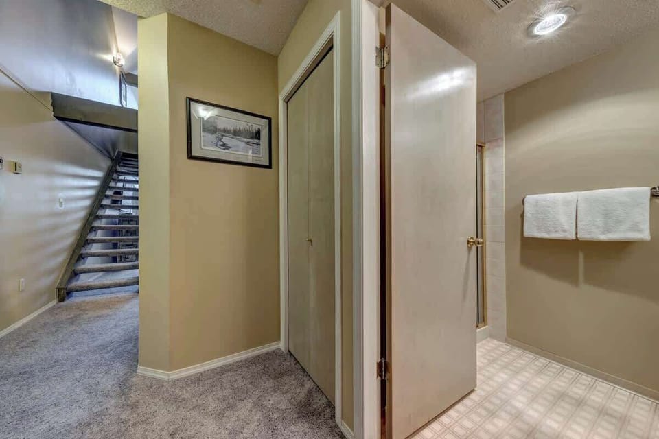Entrance to Second Bathroom