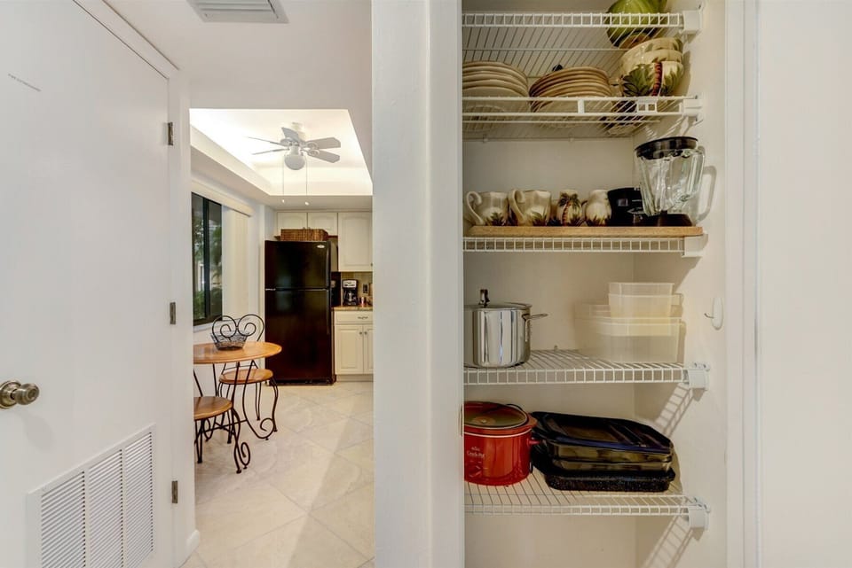 Kitchen | Pantry