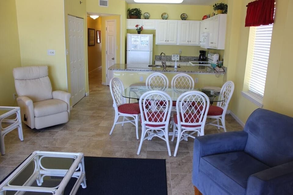 Tropic Isle 401 - View from the living room
