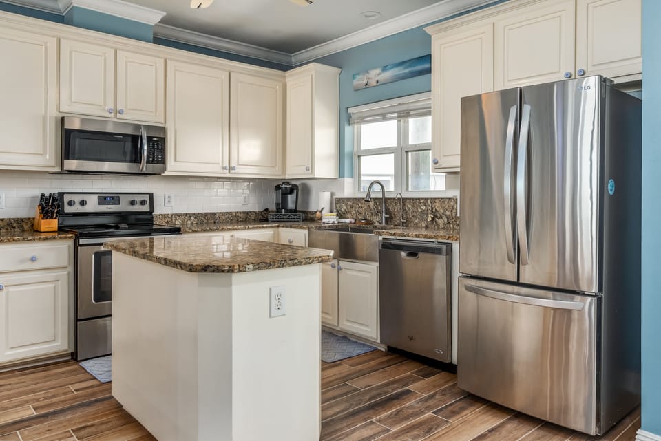 Surfs Up Modern Kitchen with Island