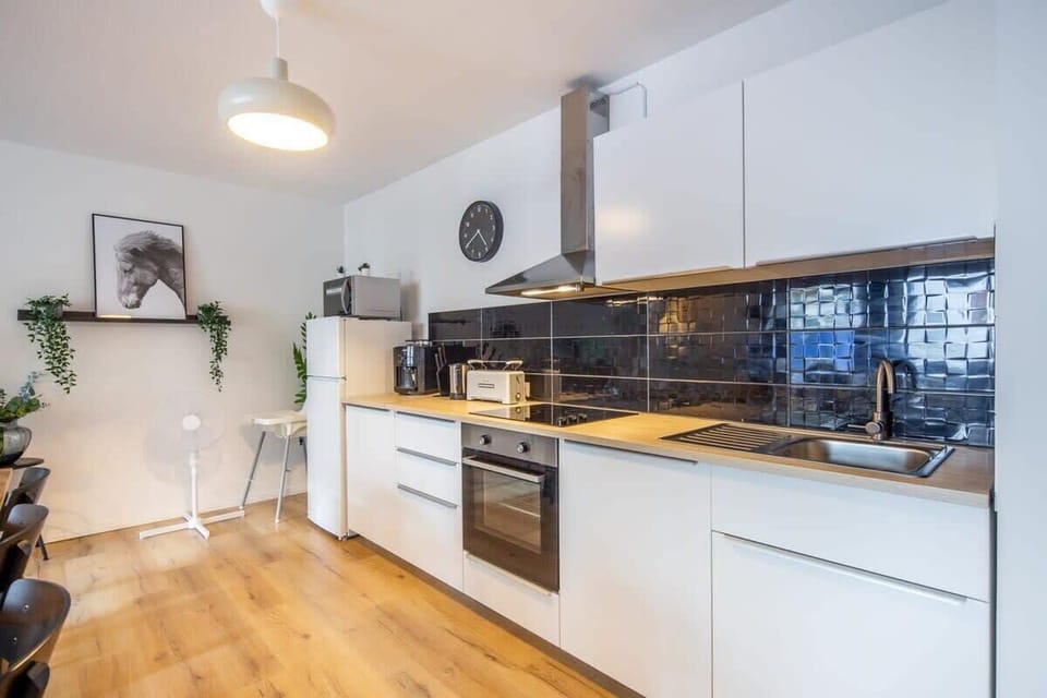 Fully equipped kitchen