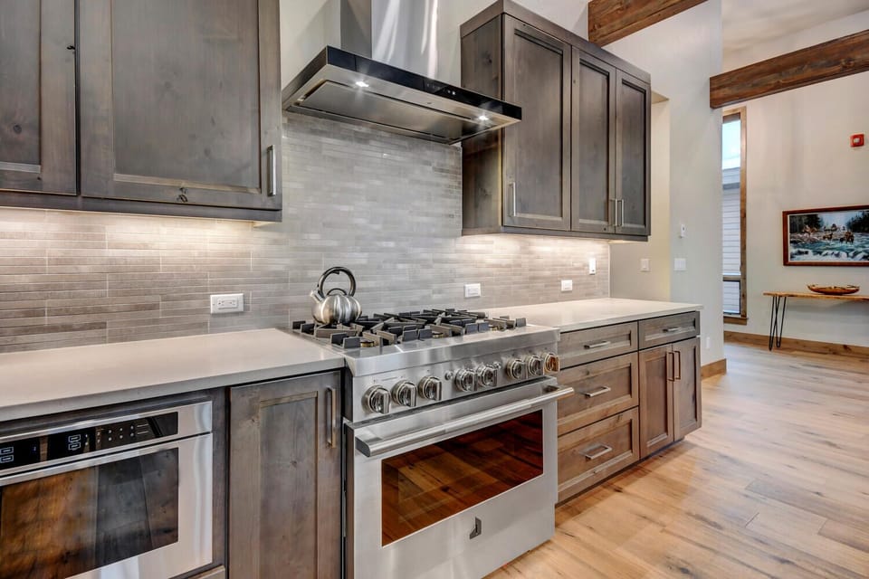 Upgraded High End Appliances