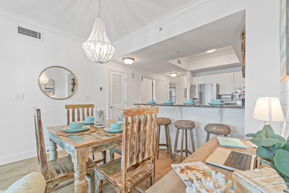 spacious dining area with lots of seating