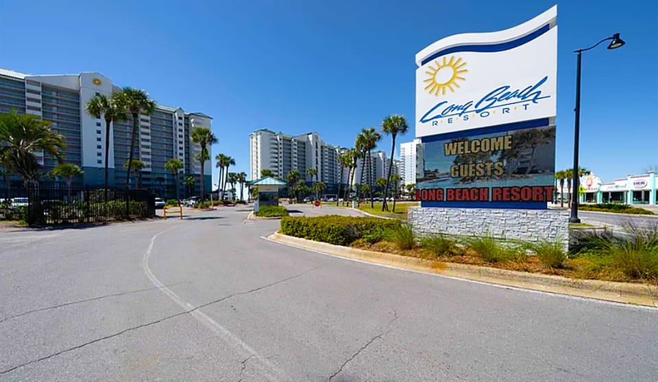 Long Beach Resort 24hr manned security entrance. 