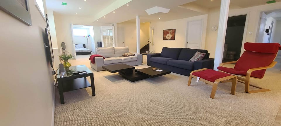 House, 2 Bedrooms | Living area | TV