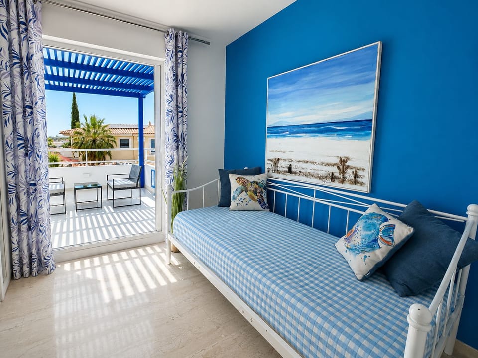 Apartment, 1 Bedroom, Balcony, City View | Balcony