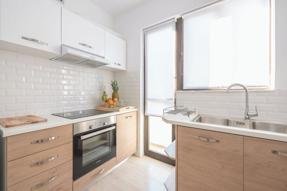 Apartment, 1 Bedroom, Balcony, City View | Interior