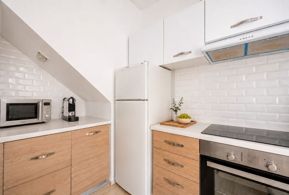 Apartment, 1 Bedroom, Balcony, City View | Interior