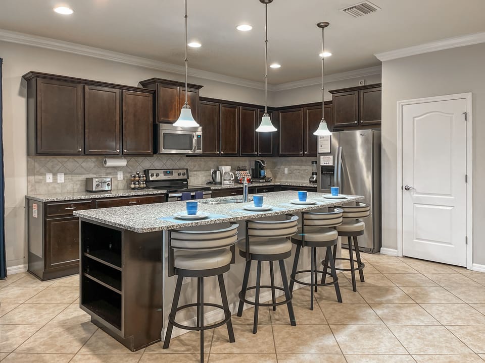 There's a huge chef's kitchen with island seating for 4 and all the amenities.