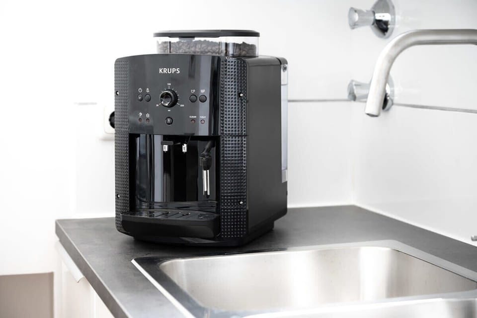 Full automatic coffee machine