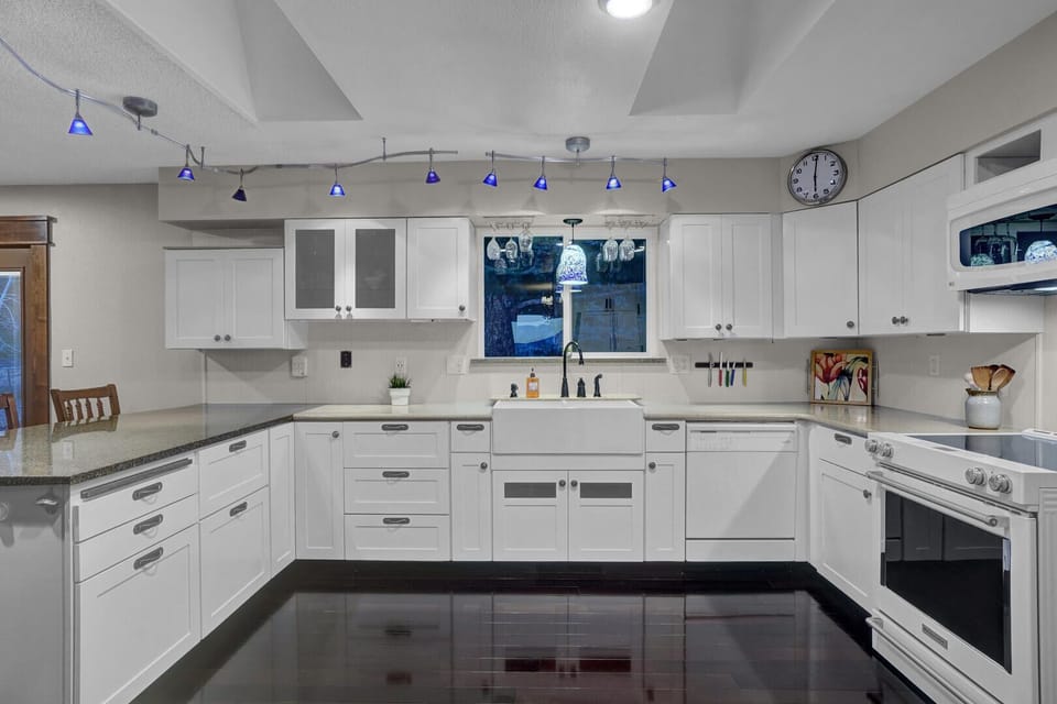 Sleek and modern kitchen