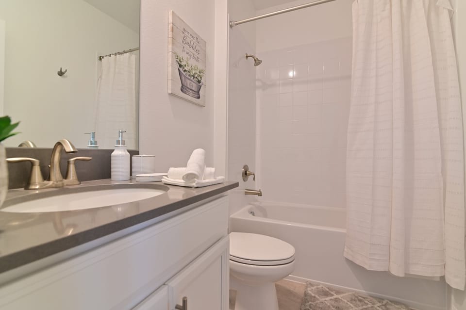 Bath 4.JPG
