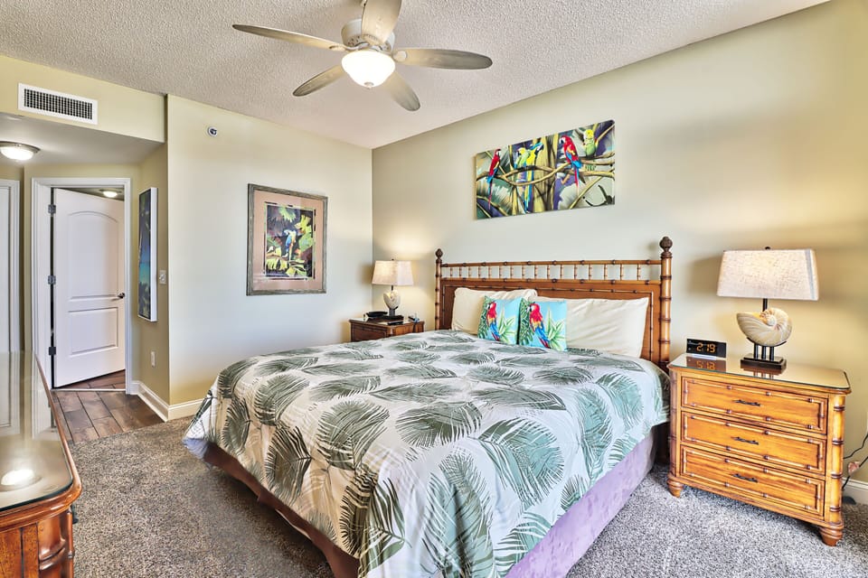 King Size Bed & Mattress for a Great Night Sleep