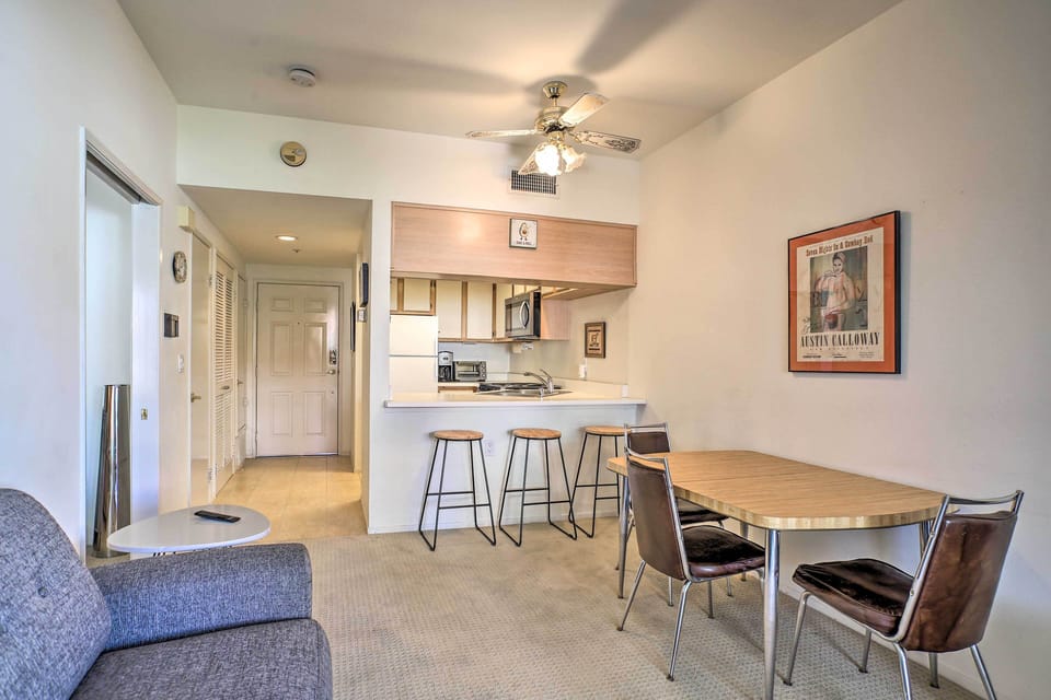 Living Room | Dining Area