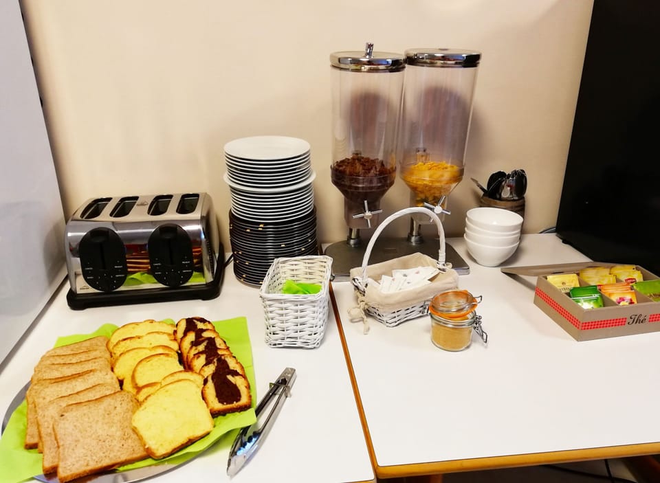 Enjoy the on-site breakfast service.