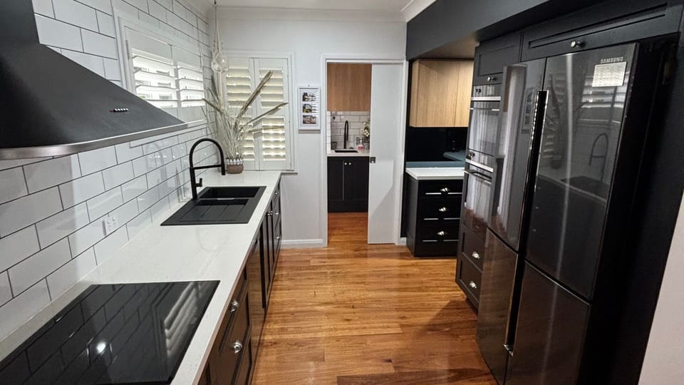 Kitchen. 