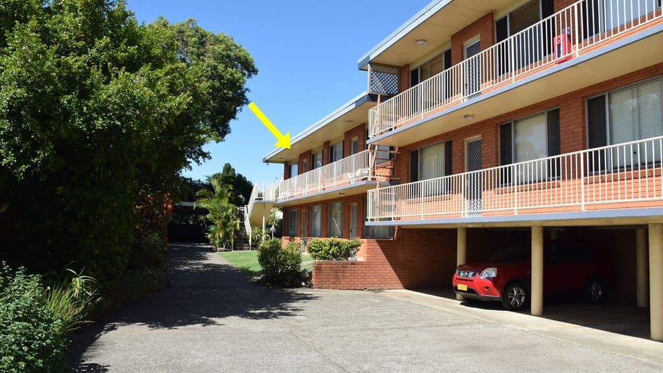 Location of unit 8 in complex.