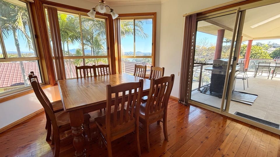 Dining area. 