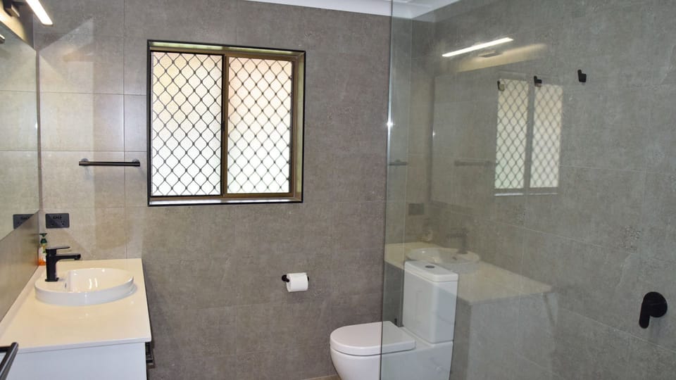Main bathroom.