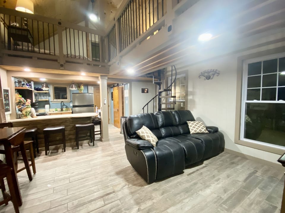 Welcome to the Farm Cottage at Eagles Landing! 