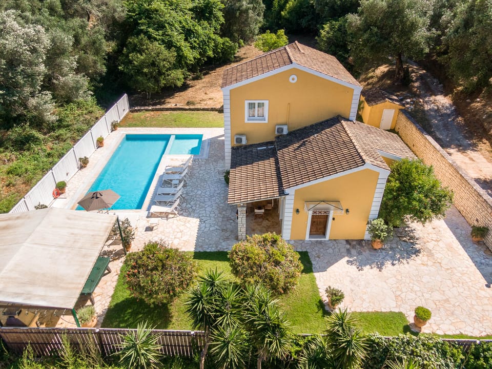 Luxury Villa, Private Bathroom (Villa Anna) | Garden