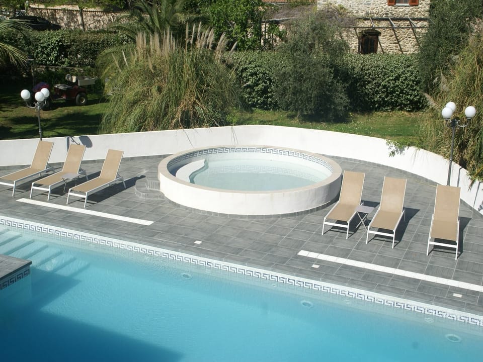 Holiday Home Swimming Pool