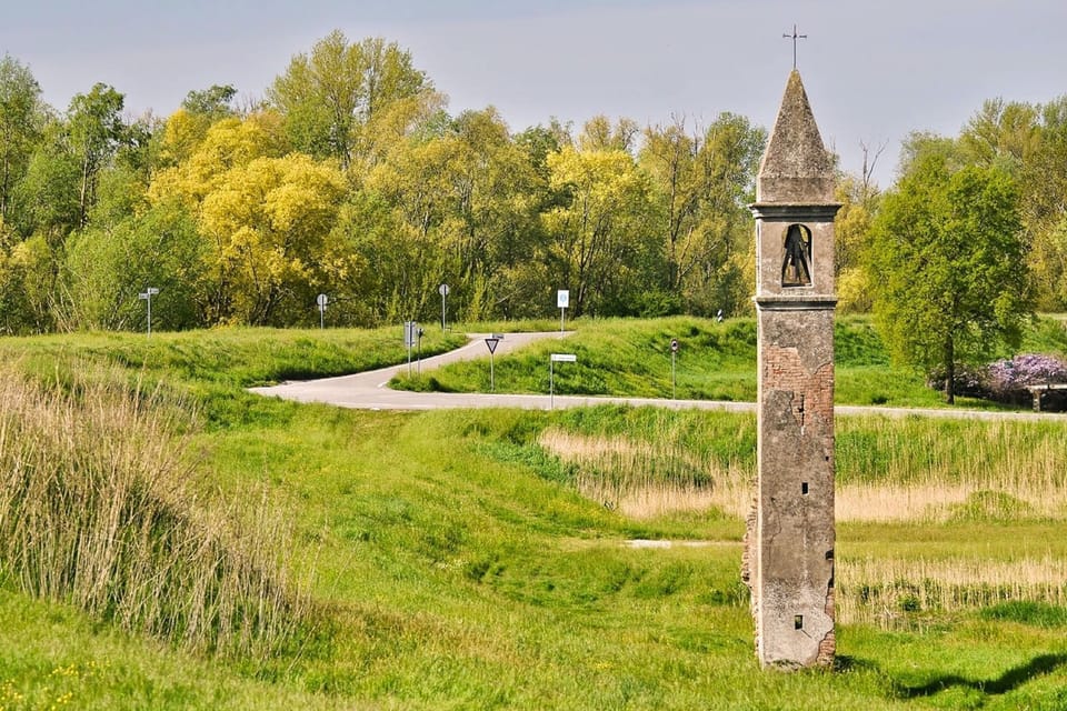 Surroundings [summer] (1-5 km)