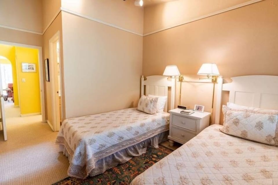 Condo, 2 Bedrooms | 2 bedrooms, free WiFi