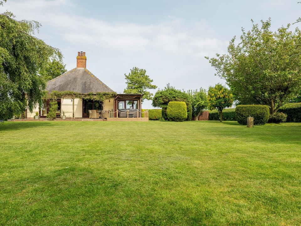 Exterior | The Poplars, Long Riston, near Beverley