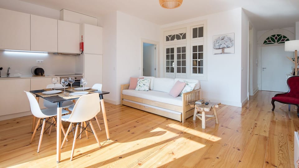 Main area with a sofa-bed for 2