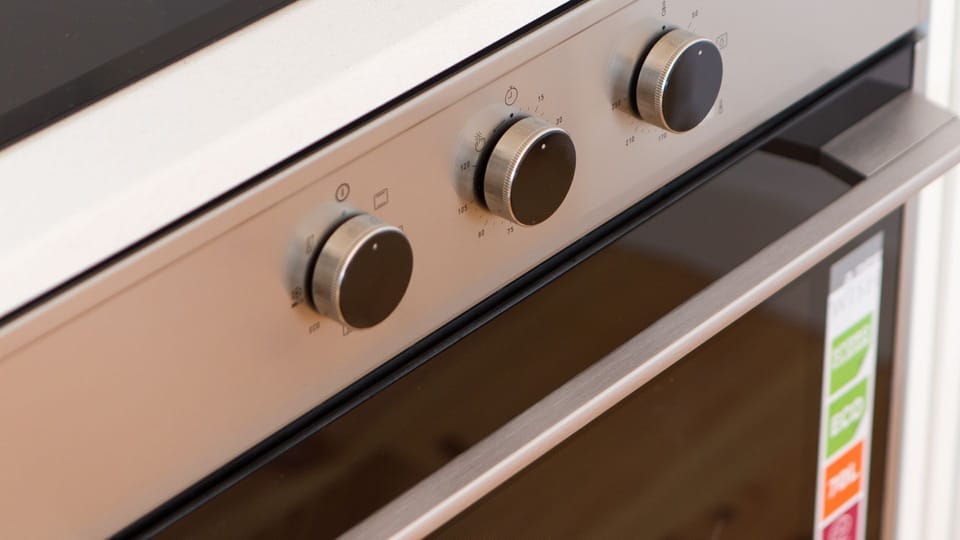 Kitchenette details - oven