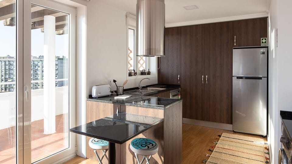 Fully equipped kitchen