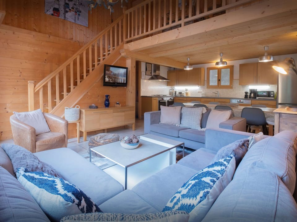 Lounge/Kitchen