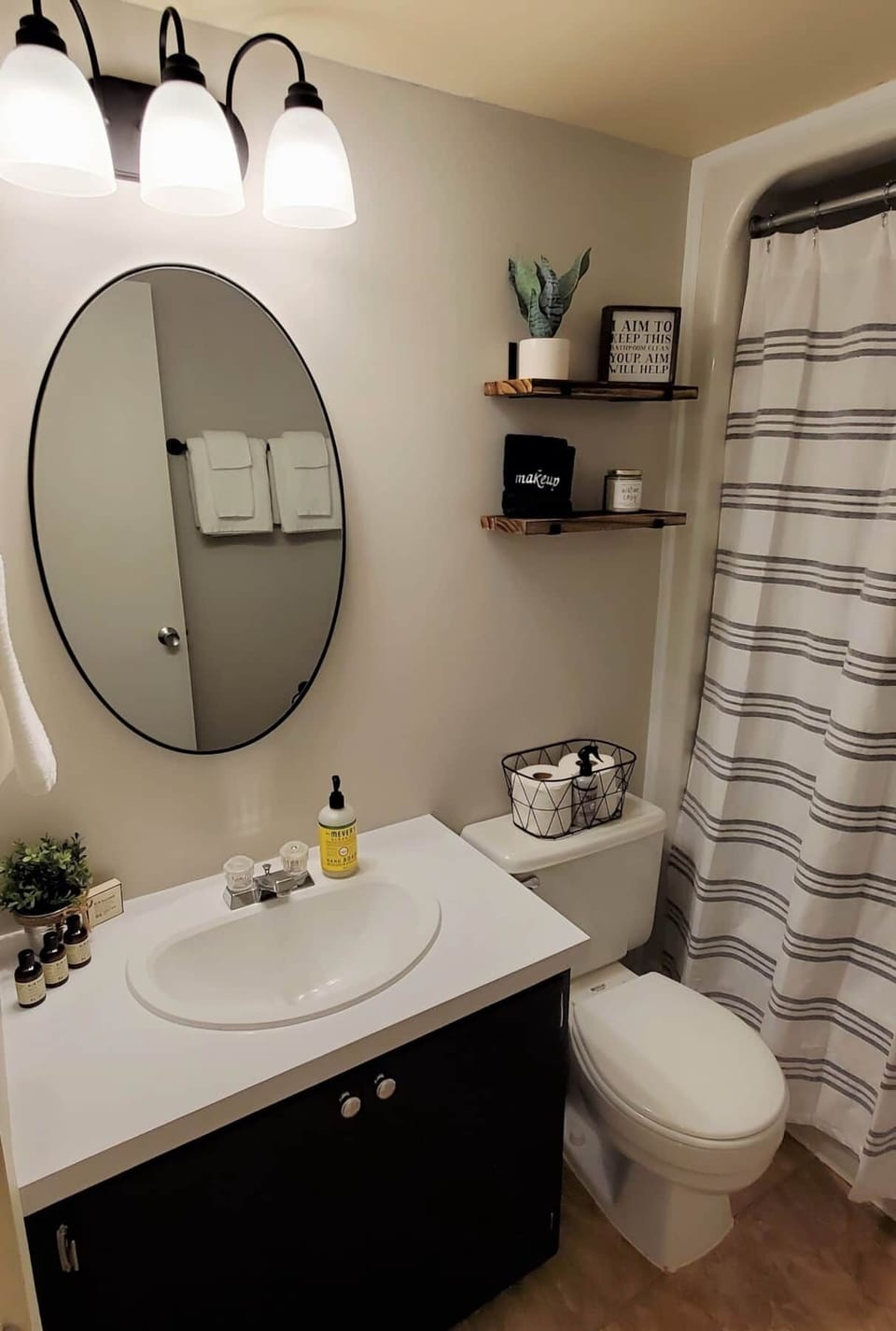 Guest bathroom - newly updated