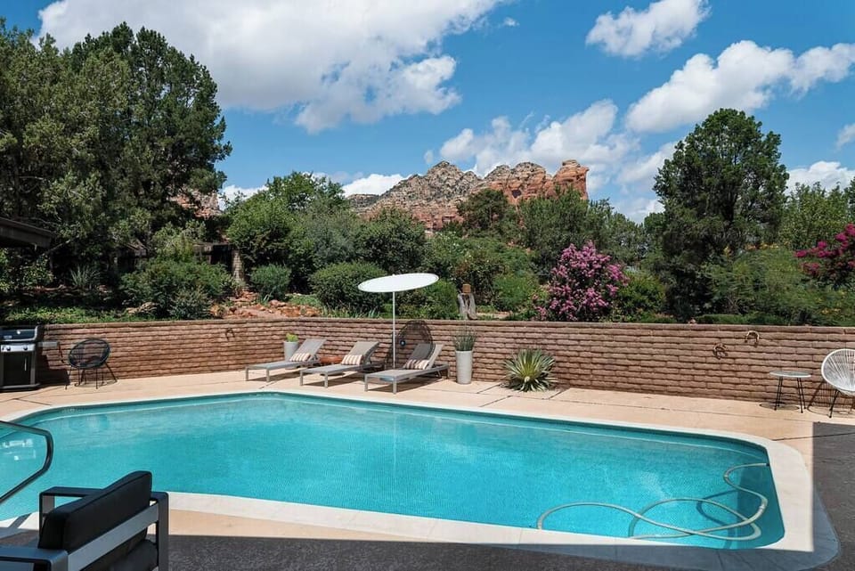 Pool wit Coffee Pot and Thunder Mountain Views