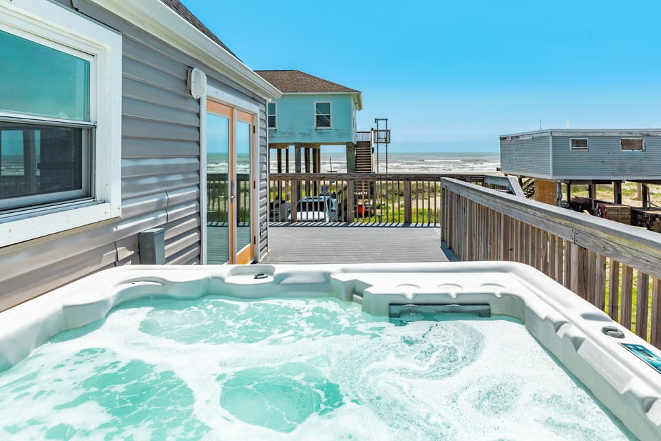 Great Gulf views from the hot tub
