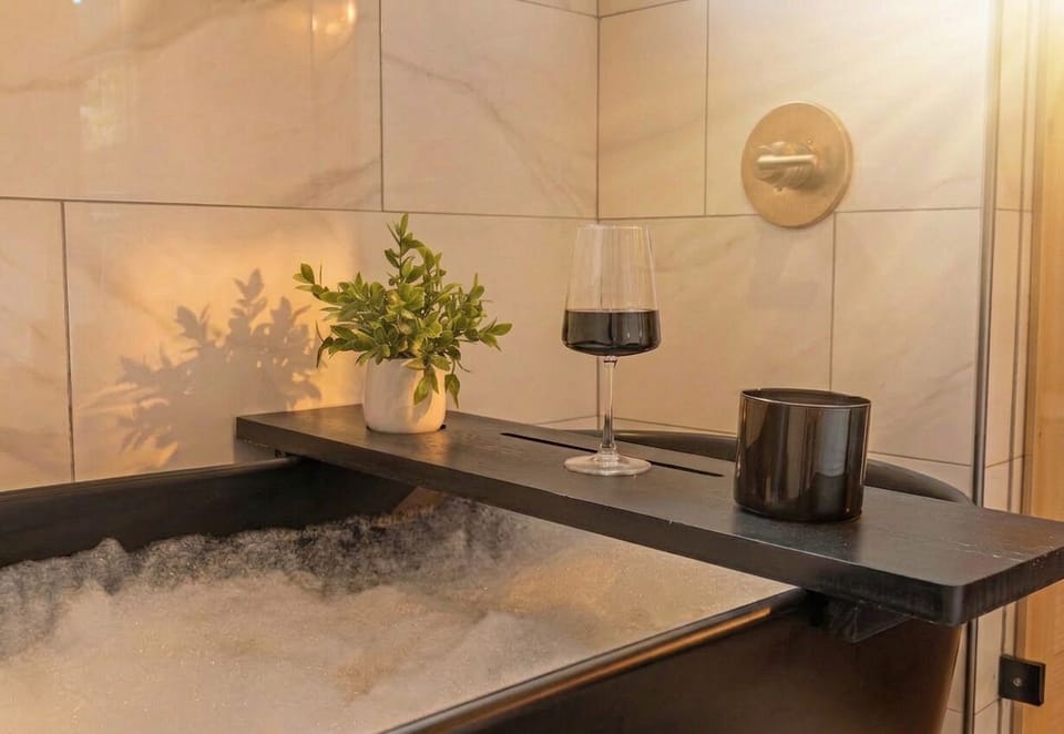 Bathe in beauty with every bubble.