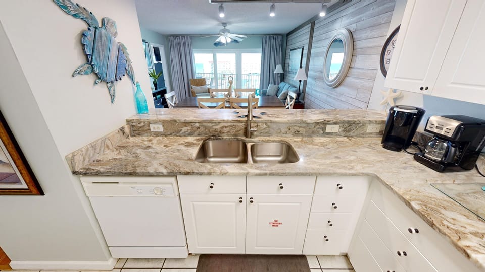 Condo, 2 Bedrooms | Private kitchen | Fridge, coffee/tea maker, toaster