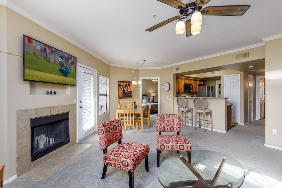 Condo, 2 Bedrooms | Living area | Smart TV