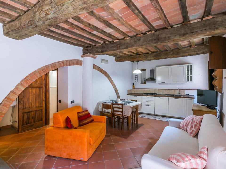 Furniture, Property, Couch, Wood, Comfort, Building, Table, Architecture, Interior Design, Floor