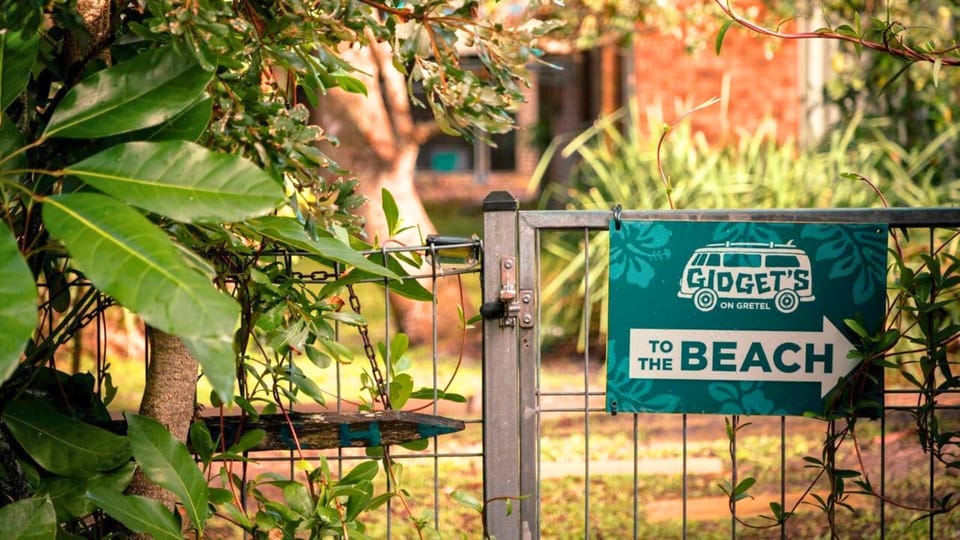Gidgets on Gretel | Back gate - walk to beach