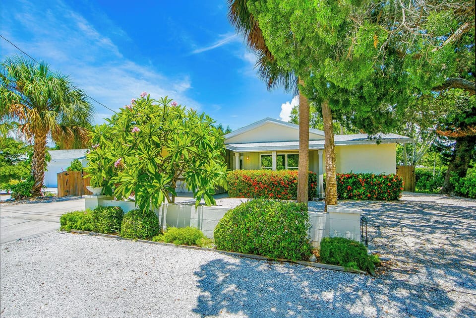 North End Zen by Anna Maria Island Accommodations