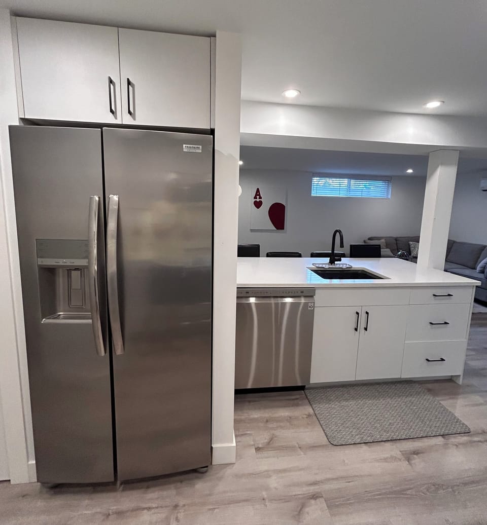 Island sink & dish washer