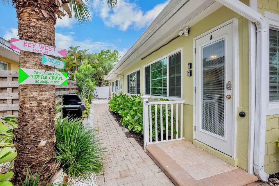 Turtle Trax by Anna Maria Island Accommodations