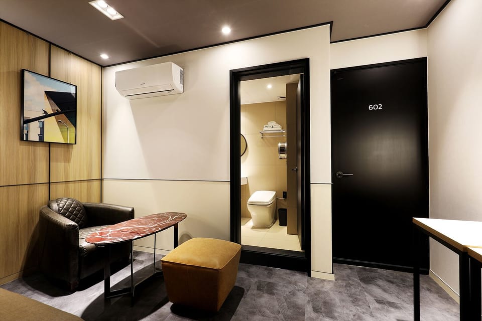 Blackout drapes, soundproofing, iron/ironing board, free WiFi