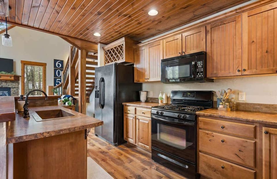 Fully equipped kitchen