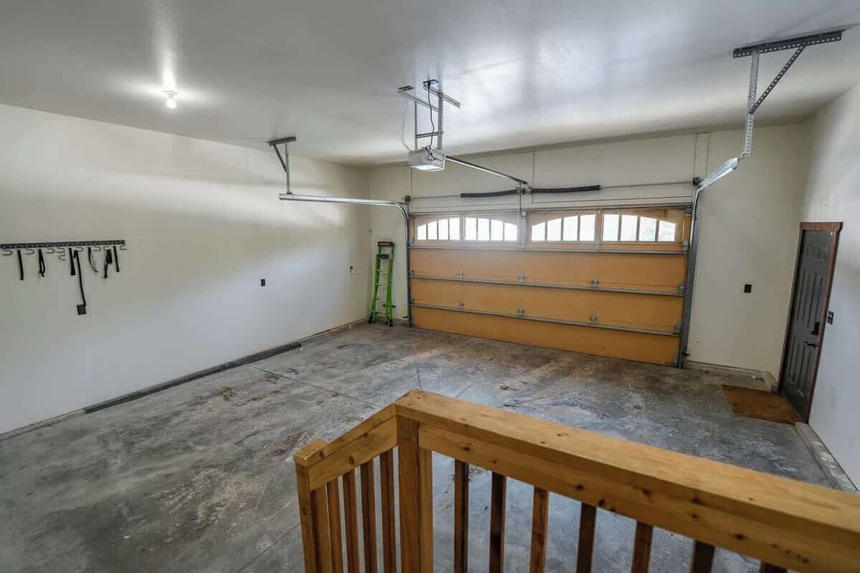 Garage available for parking