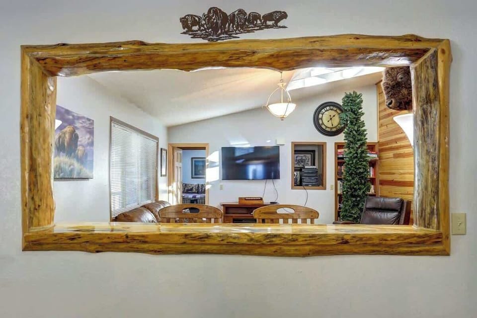 Open to kitchen