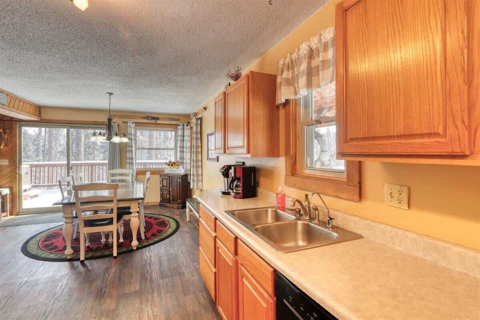 Kitchen and dining area