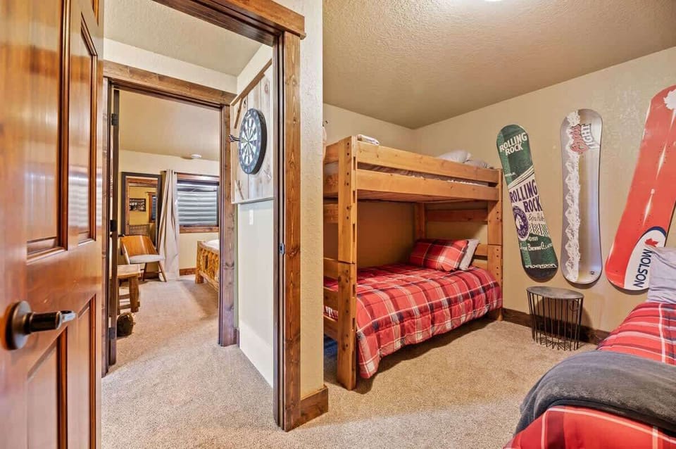 Downstairs bedroom #4 with twin and twin bunk beds